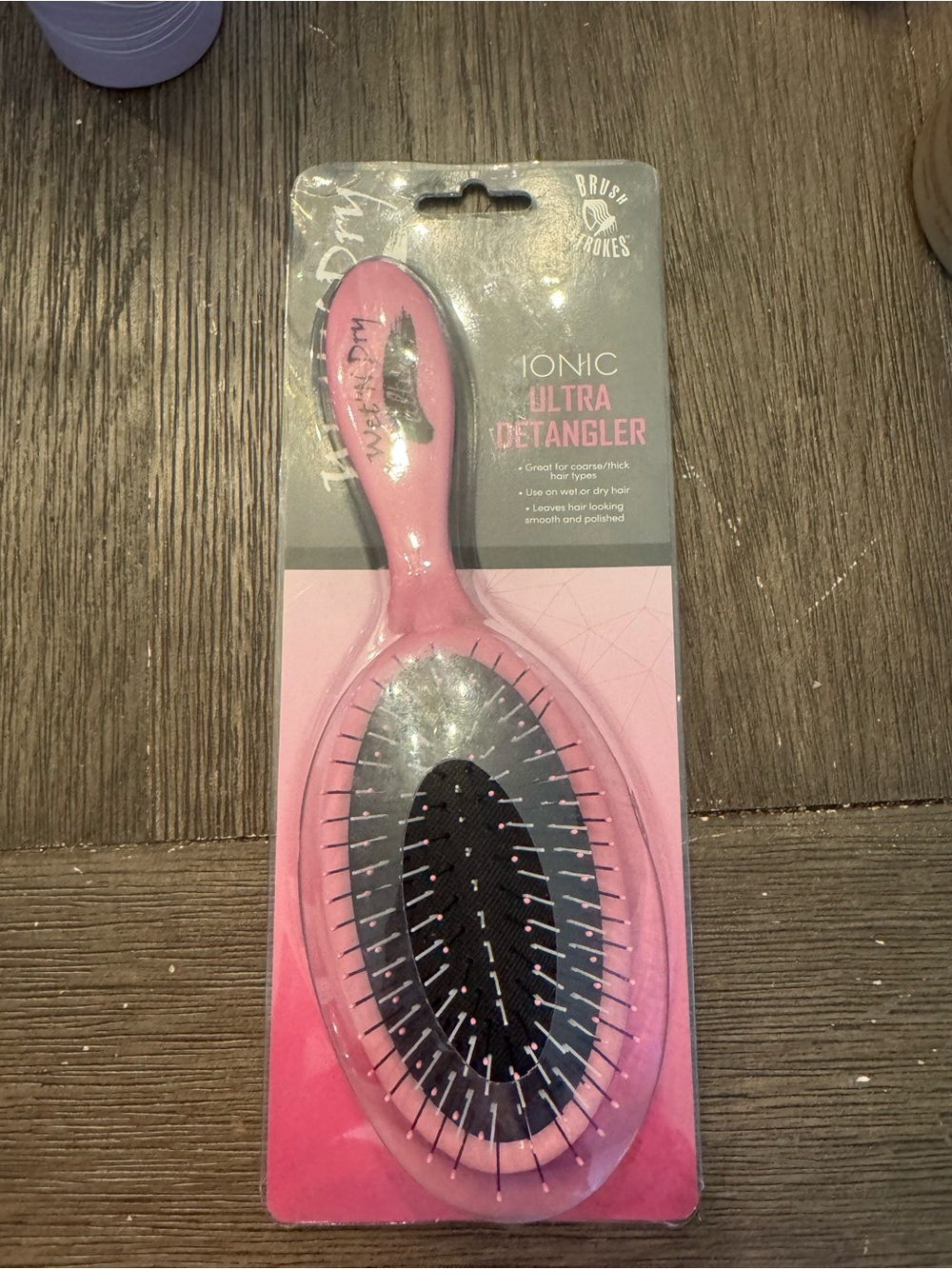 Ionic Ultra Detangler Hair Brush - Pink